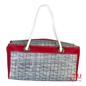 
            
                Load image into Gallery viewer, Duffel bag Bravo Small, grey sail / red canvas, handmade in Italy by J-M Sails and Bags Backside view
            
        