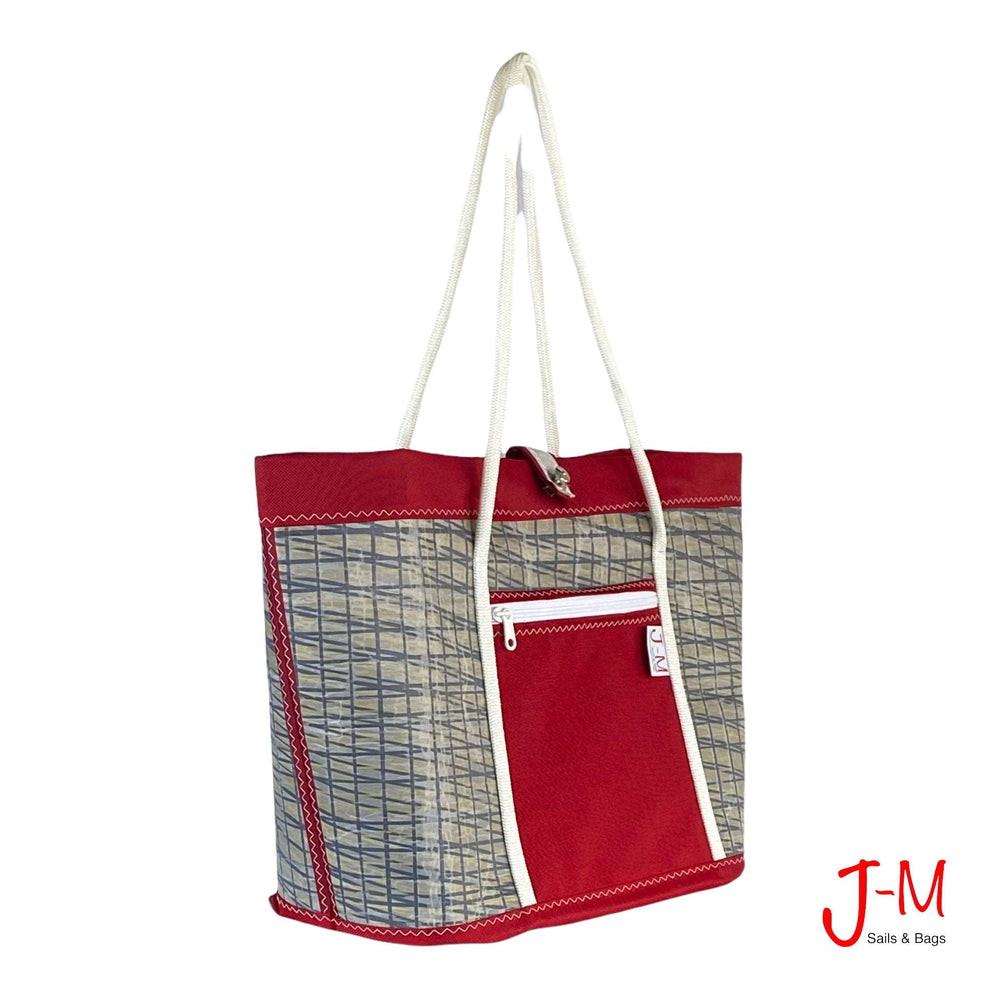 Shopping tote Mike, recycled  grey  sail / red canvas, handmade in Italy by J-M Sails and Bags. 45° view