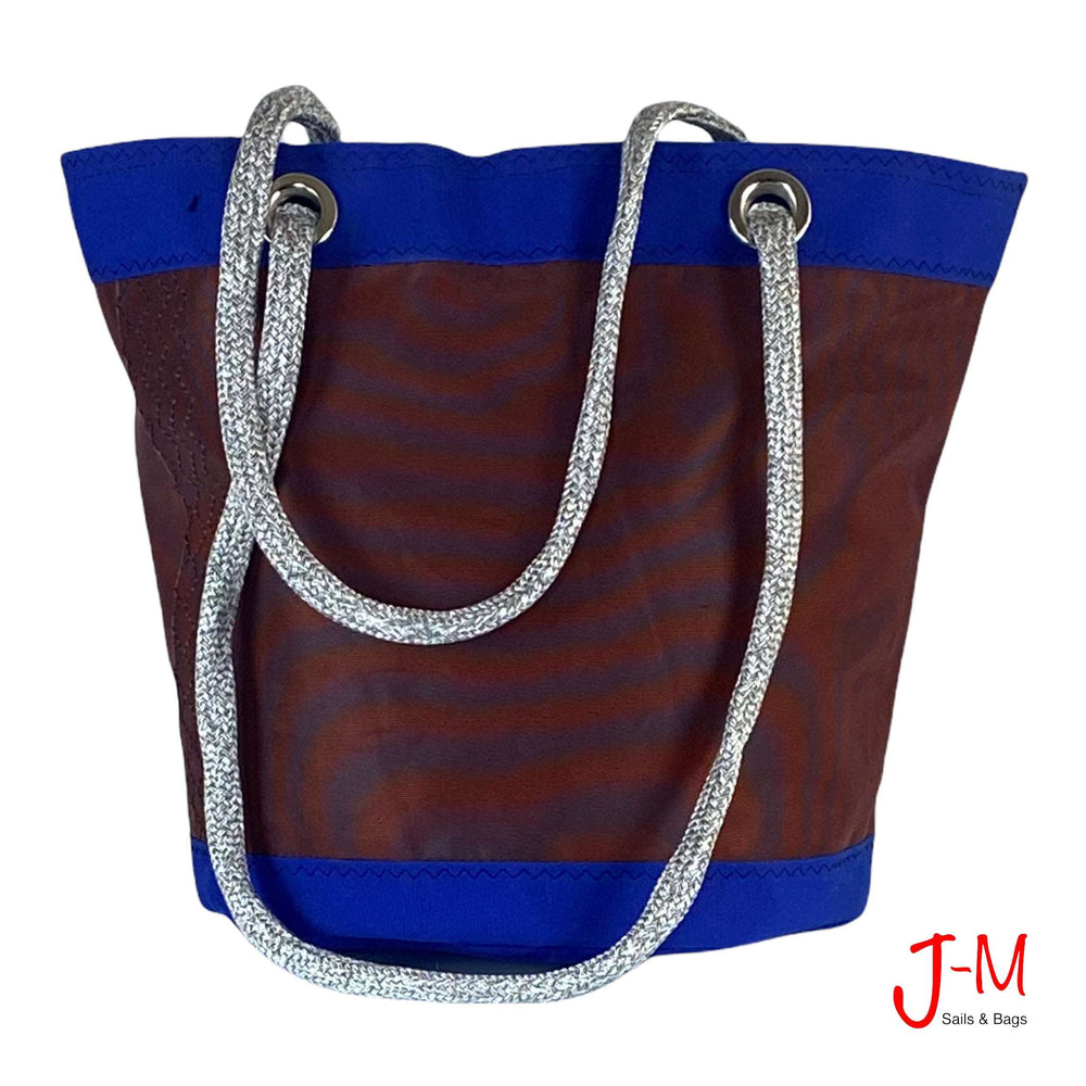 Shoulder bag, Lima large, dacron bordeaux / electric blue recycled sails handmade by J-M Sails and Bags, backside view