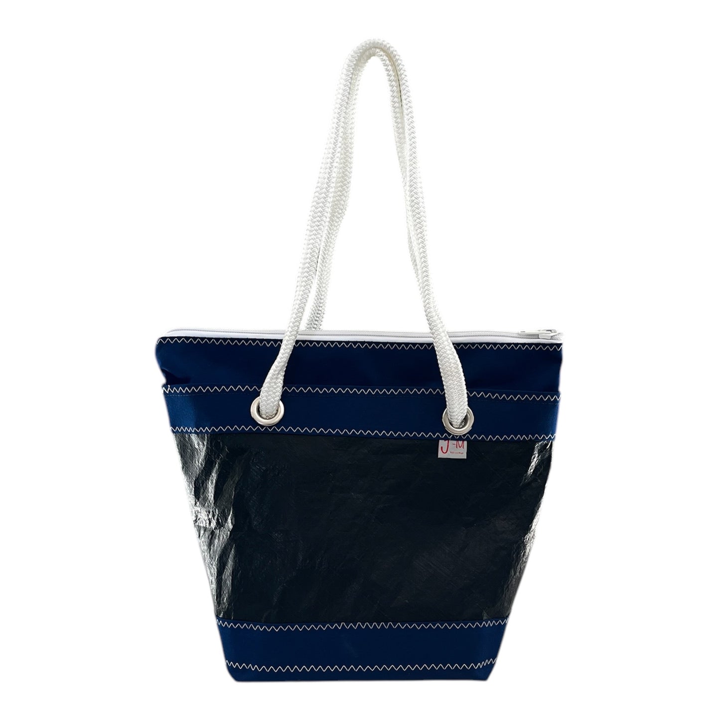  Handcrafted in Italy, this bag is made from an upcycled sail that competed in the America’s Cup events by the French Orient Express Racing team, giving it a unique blend of performance heritage and sustainable style.