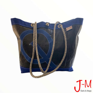 
            
                Load image into Gallery viewer, Shopping tote Delta,  black 3Di / blue handcrafted by J-M Sails and Bags, front side
            
        