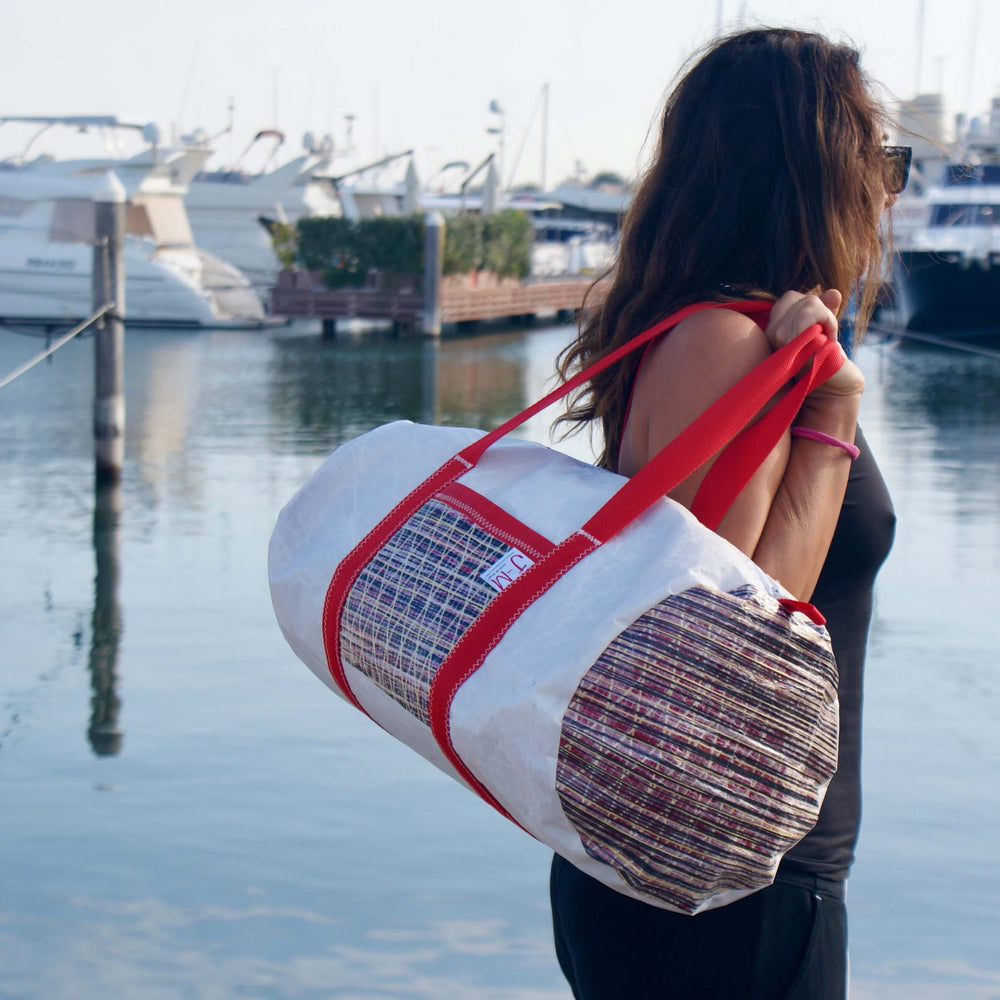 
            
                Load image into Gallery viewer, Duffel bag Alfa by J-M Sails and Bags, presentation model
            
        
