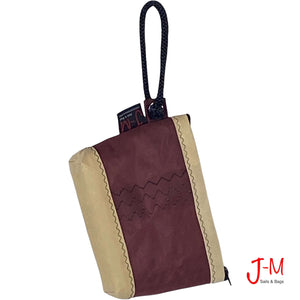 Pouch Hotel, dacron bordeaux / beige sailcloth and canvas handmade in Italy by J-M Sails and Bags. Front view hanging