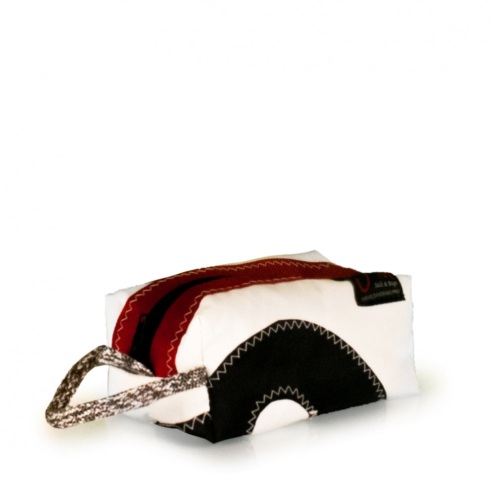 Toiletry bag Golf small, white / red (45) J-M Sails and Bags